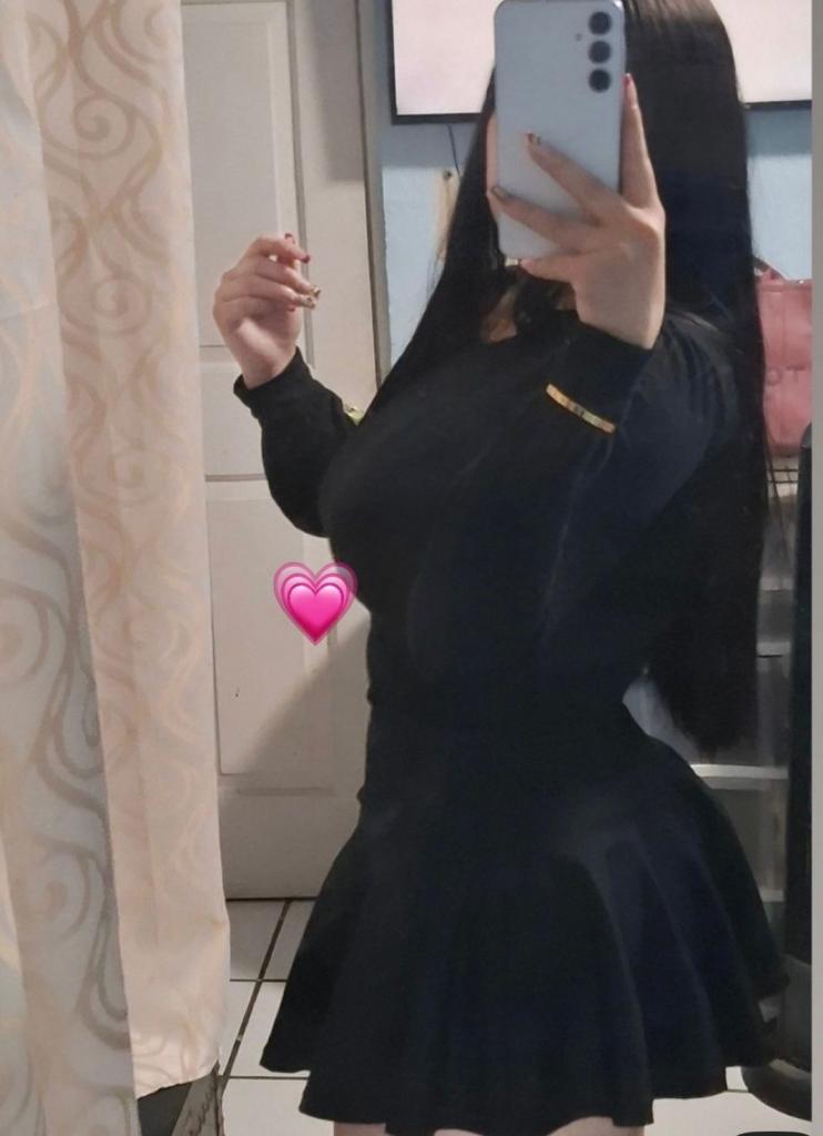 Chica busca chico en Cádiz: 