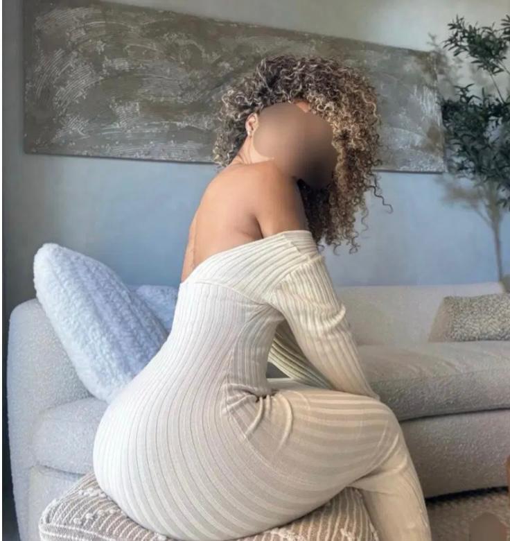 Chica busca chico en Huelva: 