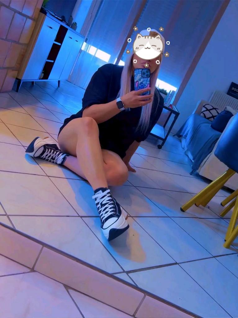 Chica busca chico en Asturias: 