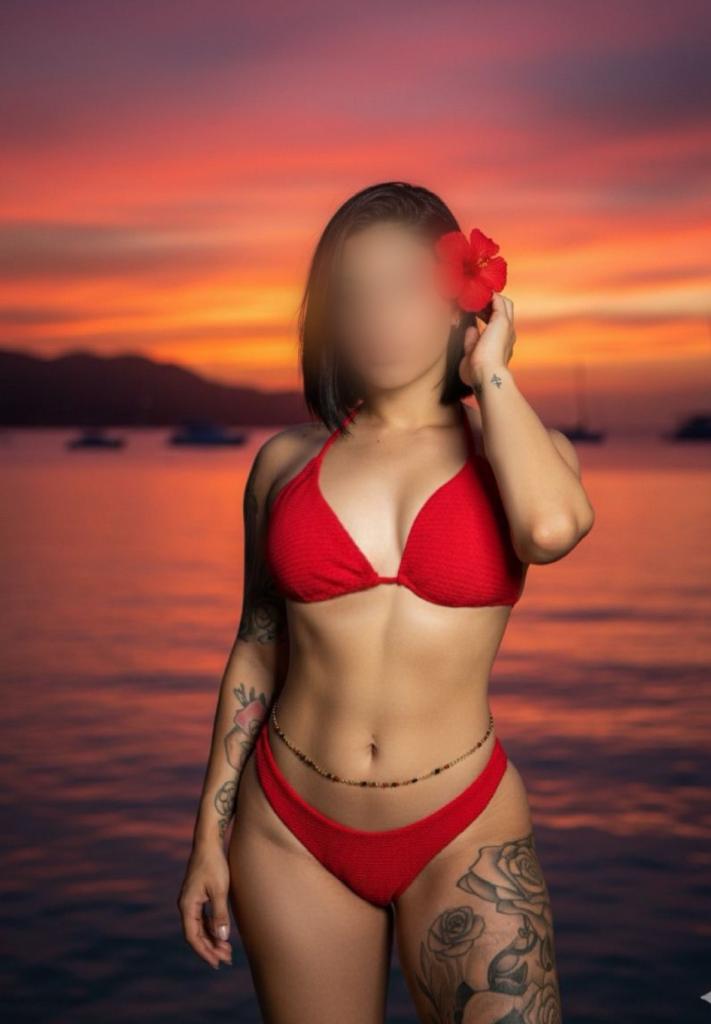 Chica busca chico en Granada: 