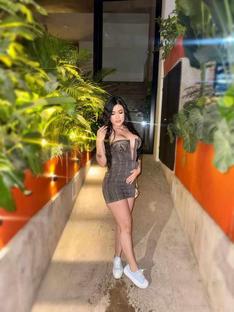 Chica busca chico en Barcelona: 