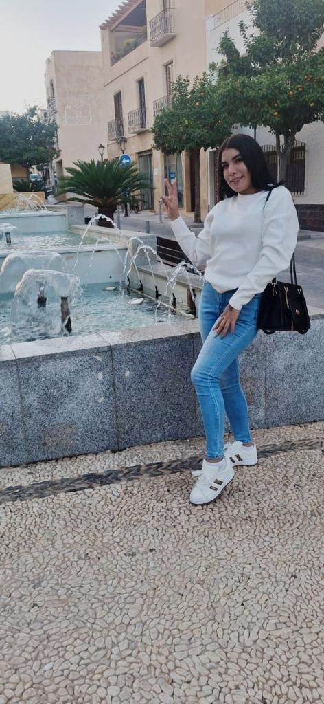 Chica busca chico en Alicante: 