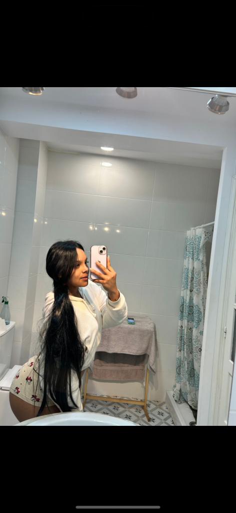 Chica busca chico en Sevilla: Chica busca chico