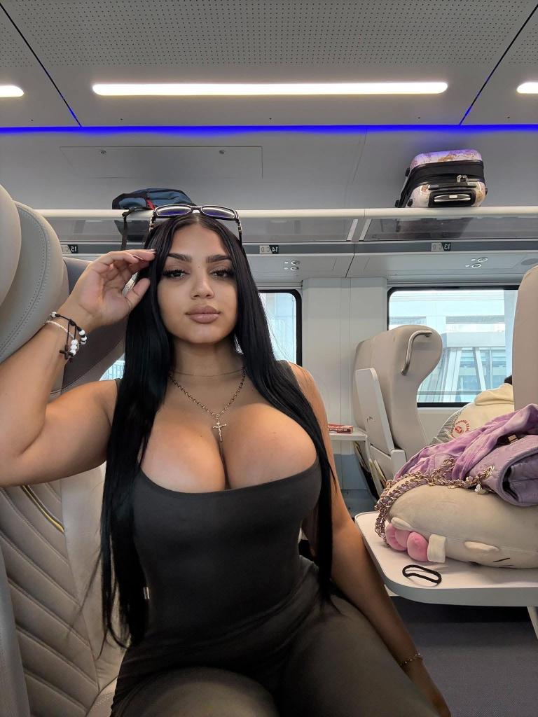 Chica busca chico en Granada: Chica busca chico