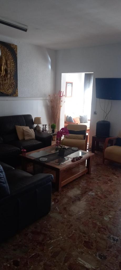 Chica busca chico en Tenerife: 