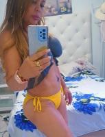 614694571: Chica busca chico en Barcelona