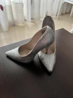 604153326: Chica busca chico en Cantabria