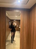 663147832: Chica busca chico en Madrid