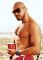 617463565: Chico busca chica en Málaga