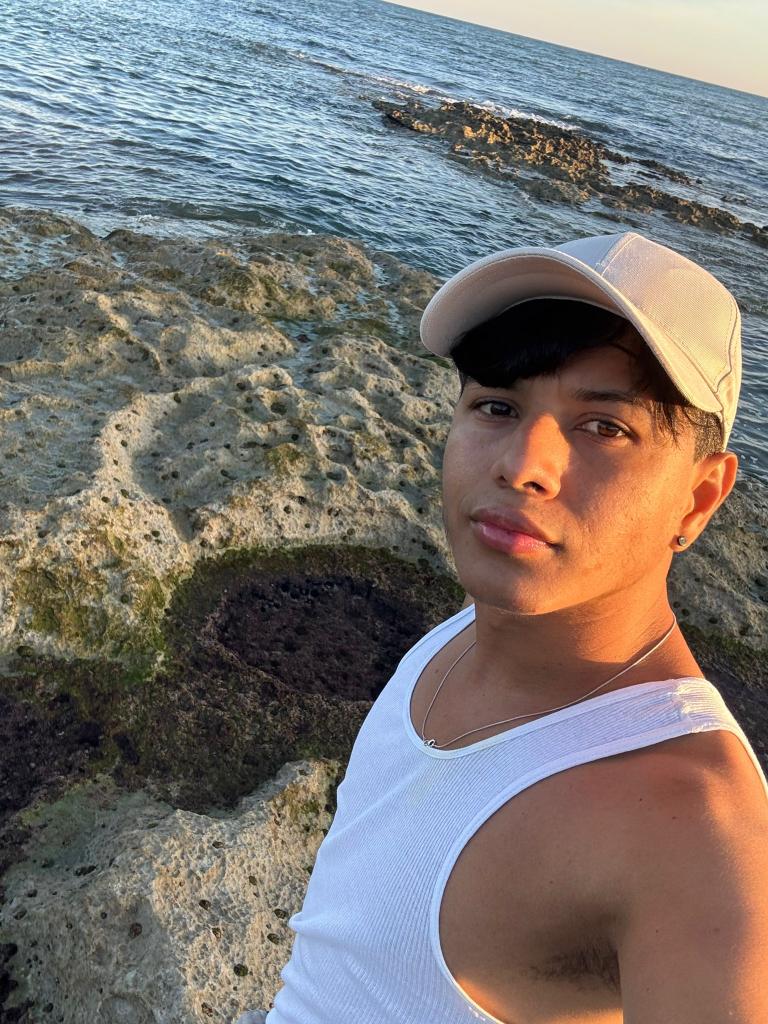 678721764: Chico busca chica en Las Palmas