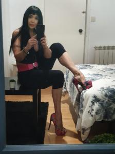 Chica busca chico en Alicante: 
