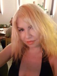 Chica busca chico en Ibiza: 