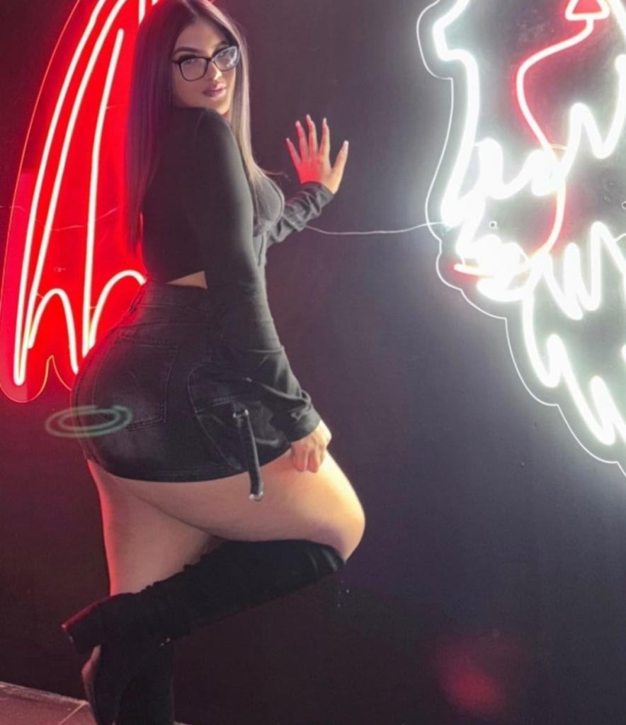 602871652: Chica busca chico en Gerona