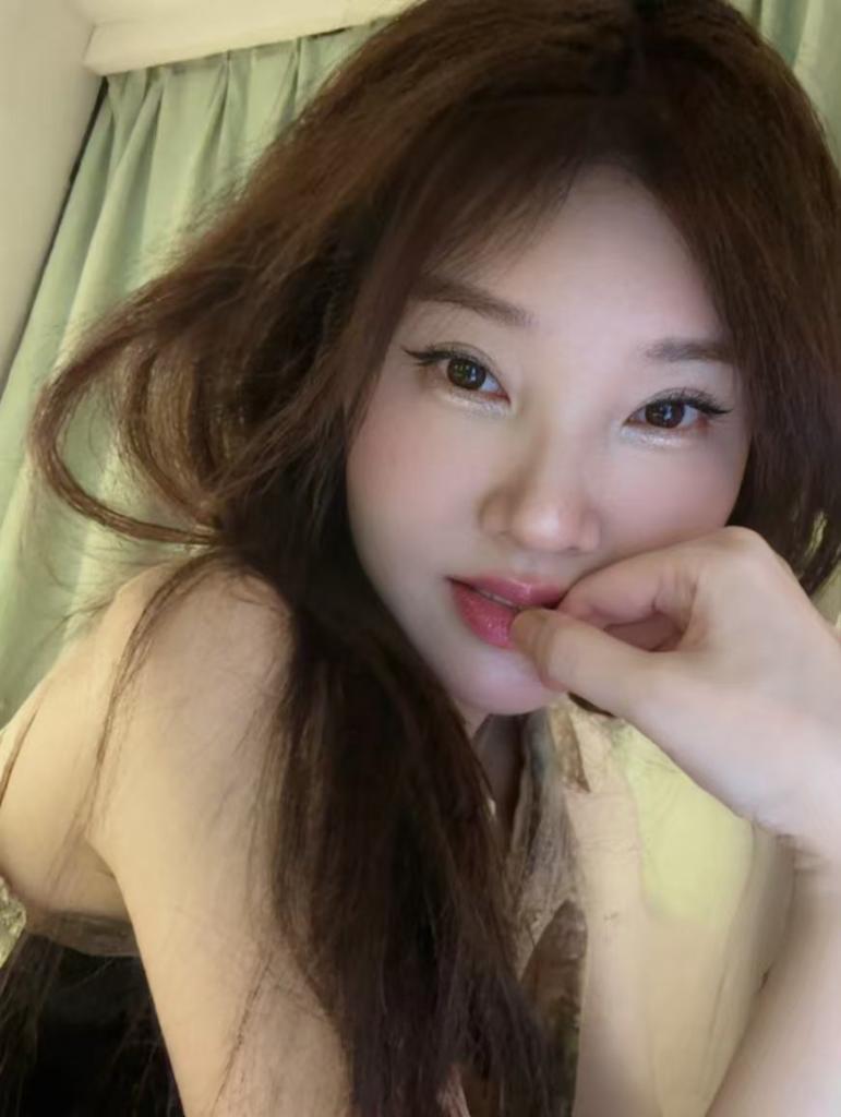 Chica busca chico en Granada: 