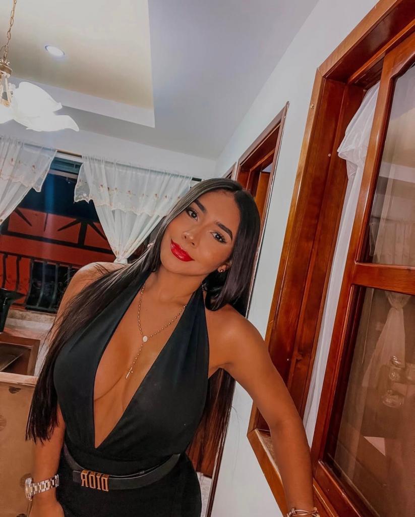 642365978: Chica busca chico en León