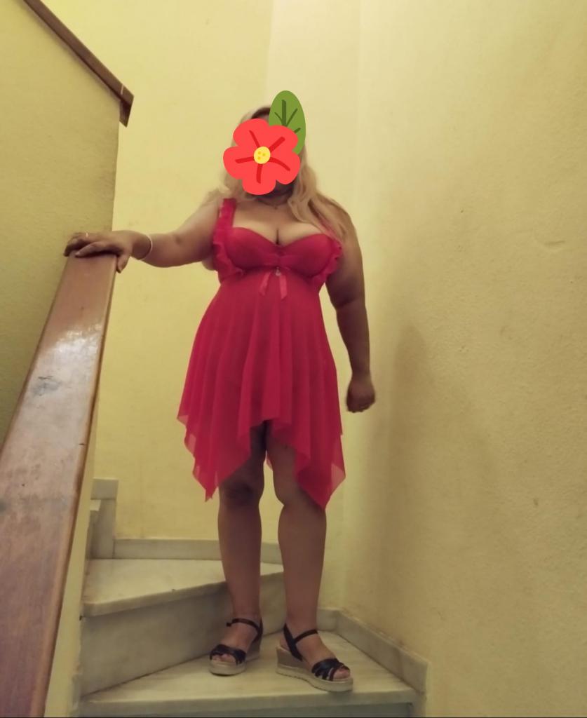 Chica busca chico en Almería: Chica busca chico