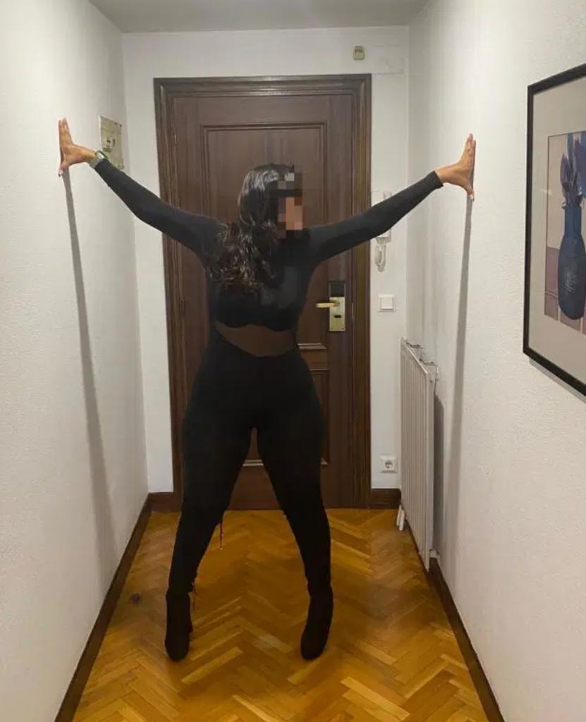 Chica busca chico en Granada: 