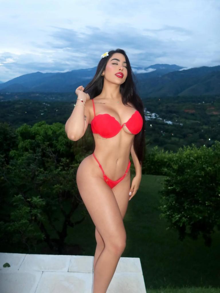 Chica busca chico en Tenerife: 