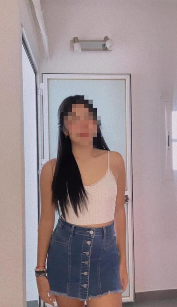 633325486: Chica busca chico en Sevilla