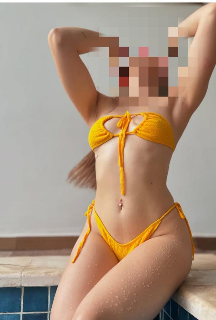 Chica busca chico en Ibiza: 