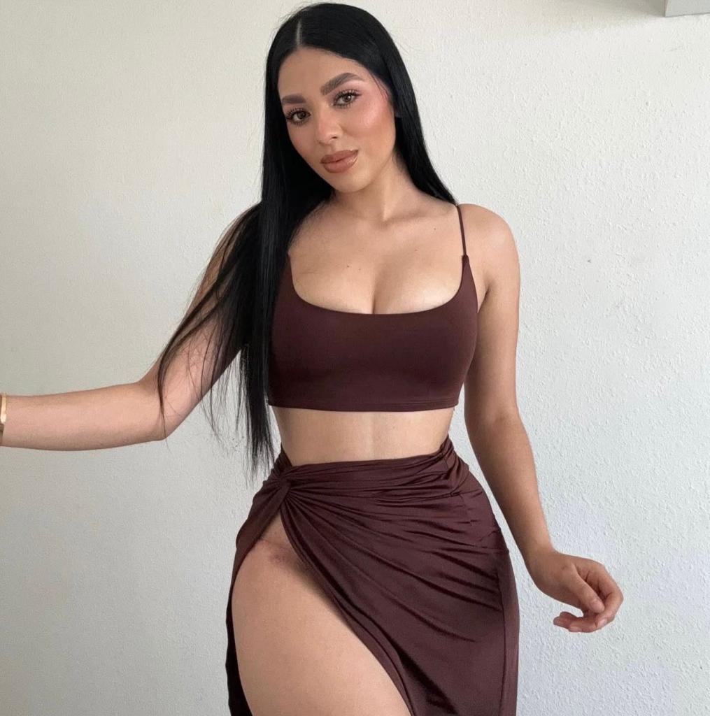 631810770: Chica busca chico en Granada