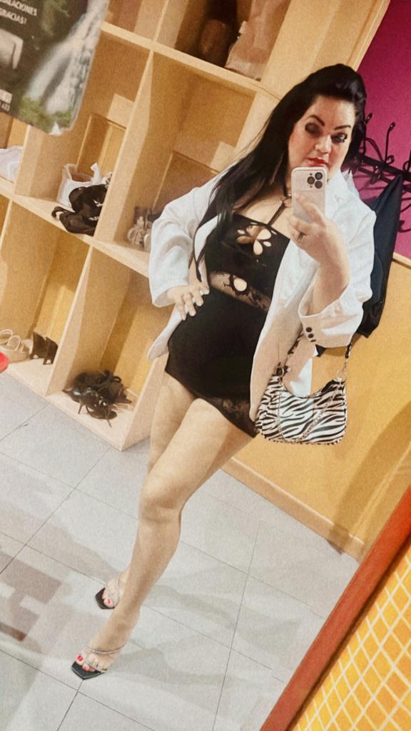 Chica busca chico en Granada: 