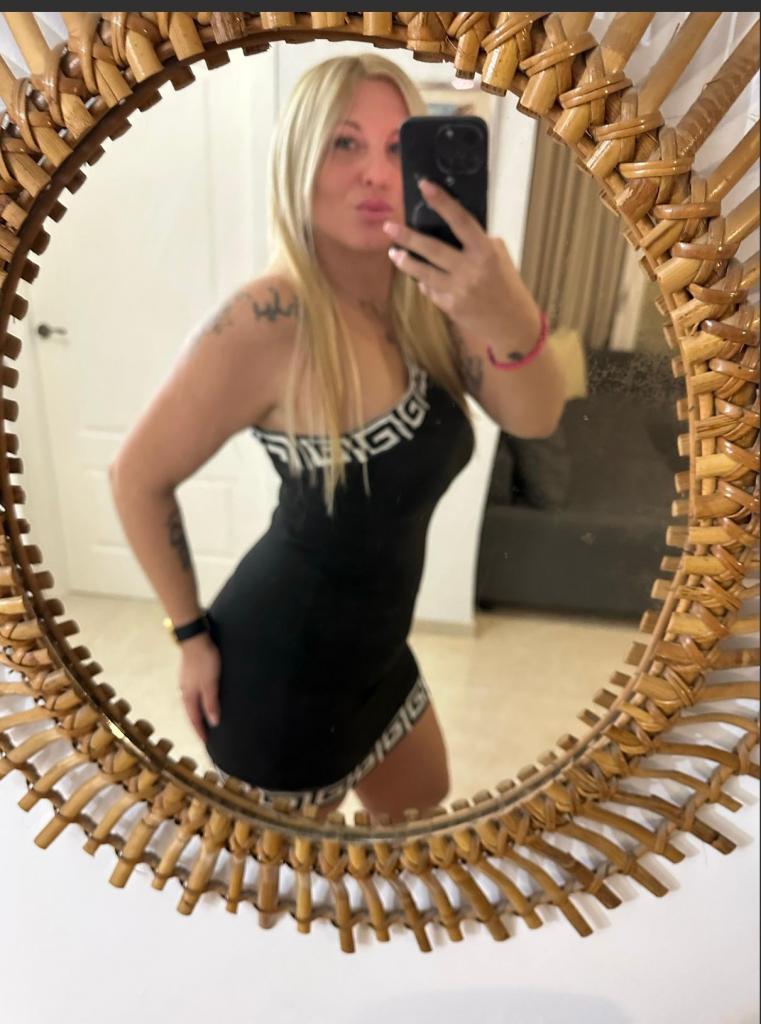 Chica busca chico en Málaga: Chica busca chico