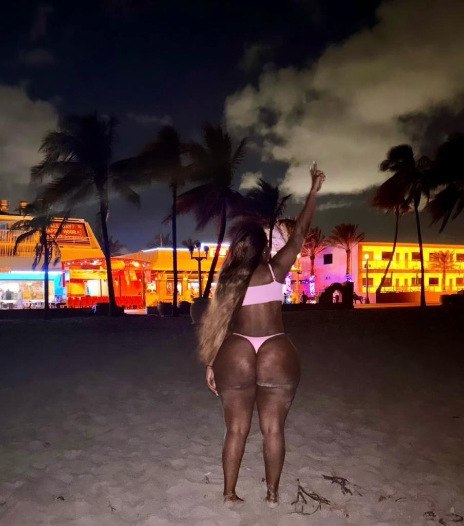 Chica busca chico en Burgos: 