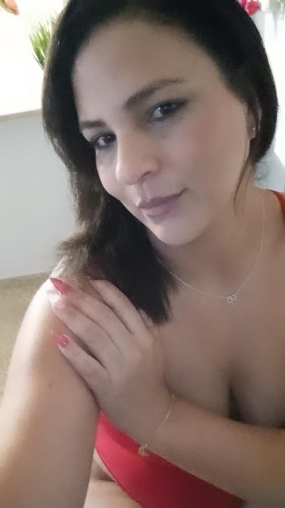 Chica busca chico en Granada: 