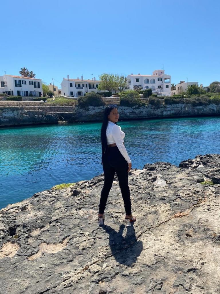 Chica busca chico en Mallorca: 