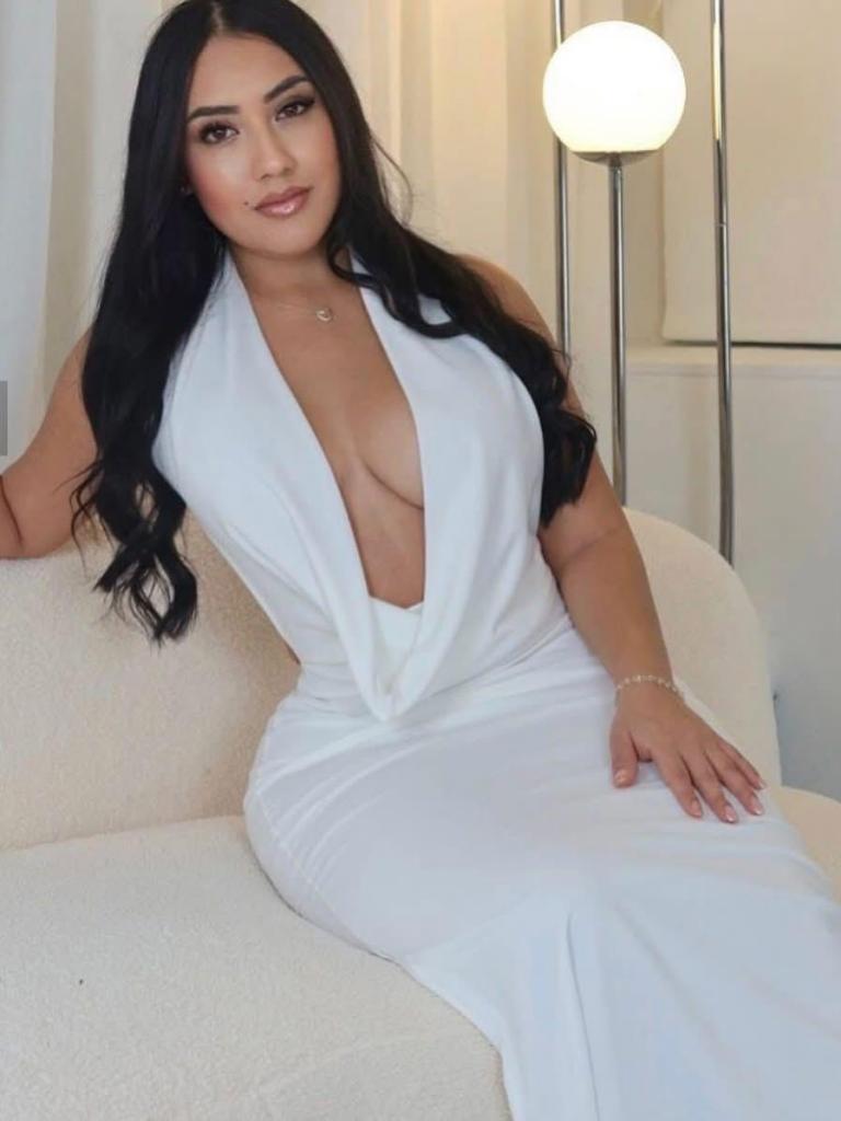 613604285: Chica busca chico en Mallorca