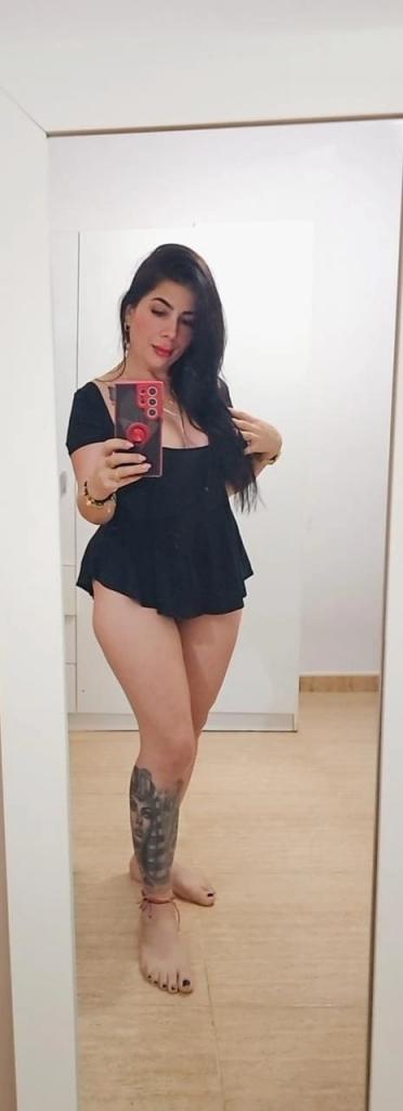 Chica busca chico en Granada: 