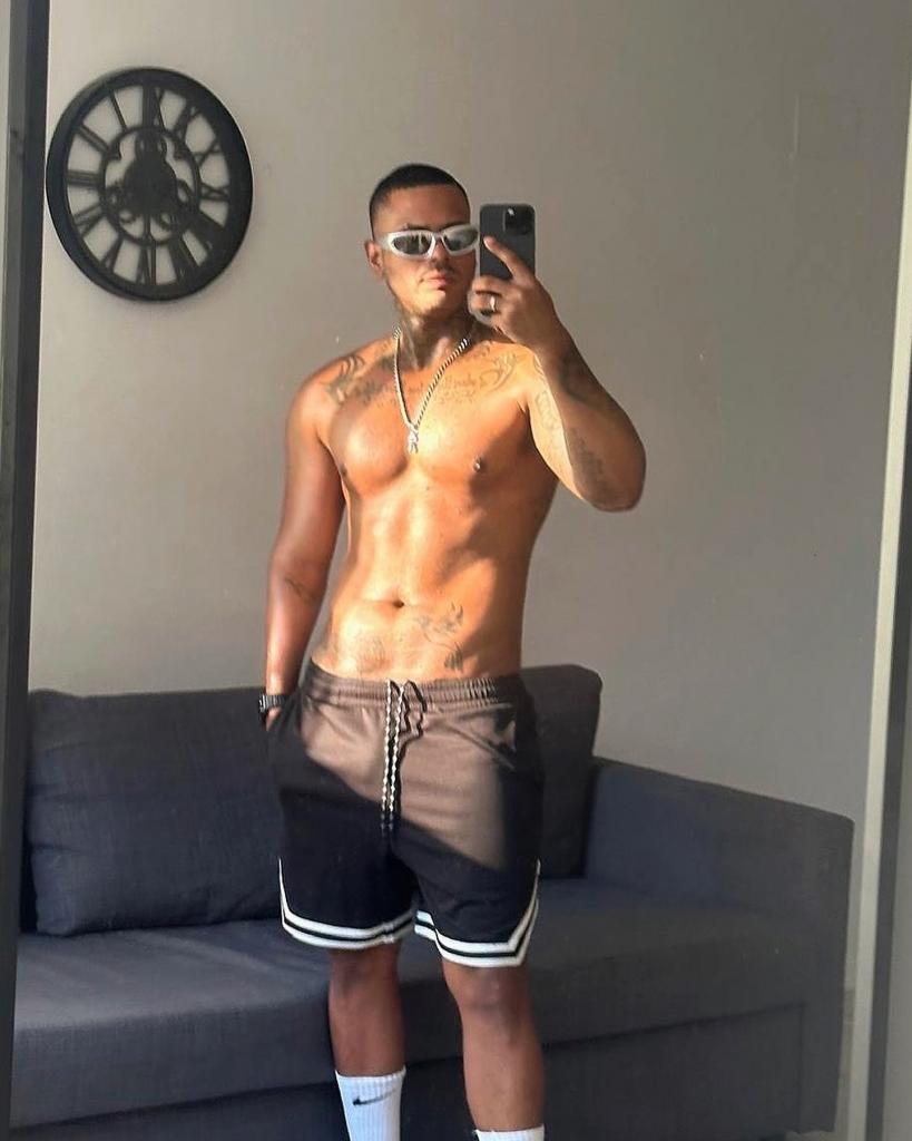 623321091: Chico busca chica en Barcelona