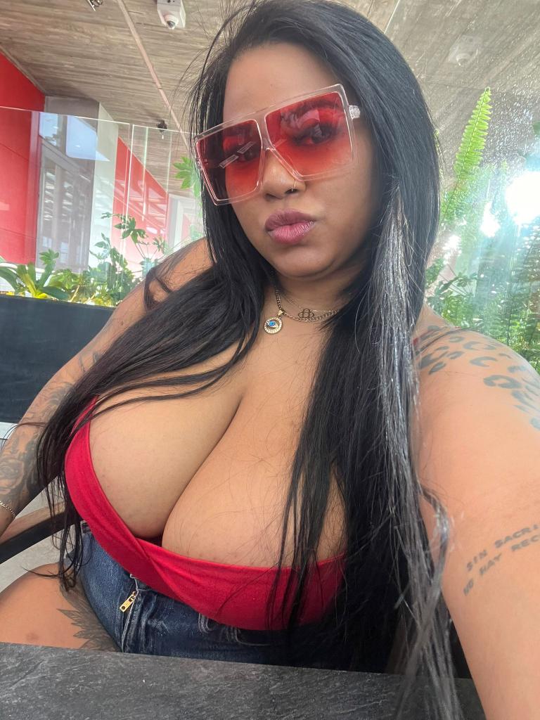 Chica busca chico en La Coruña: 