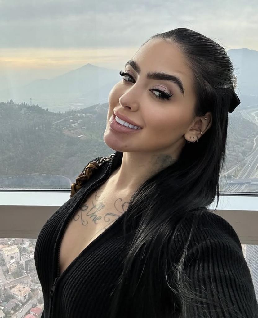 Chica busca chico en Alicante: Chica busca chico