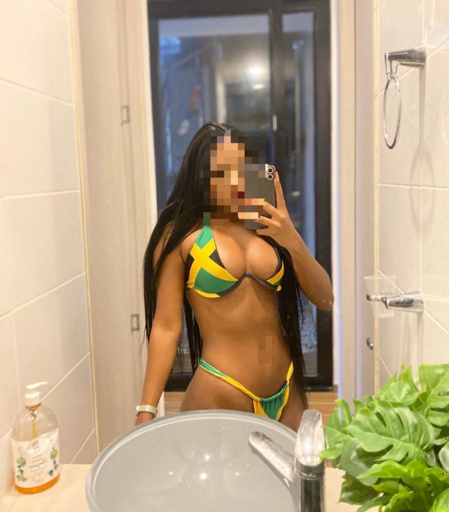 Chica busca chico en Valencia: 