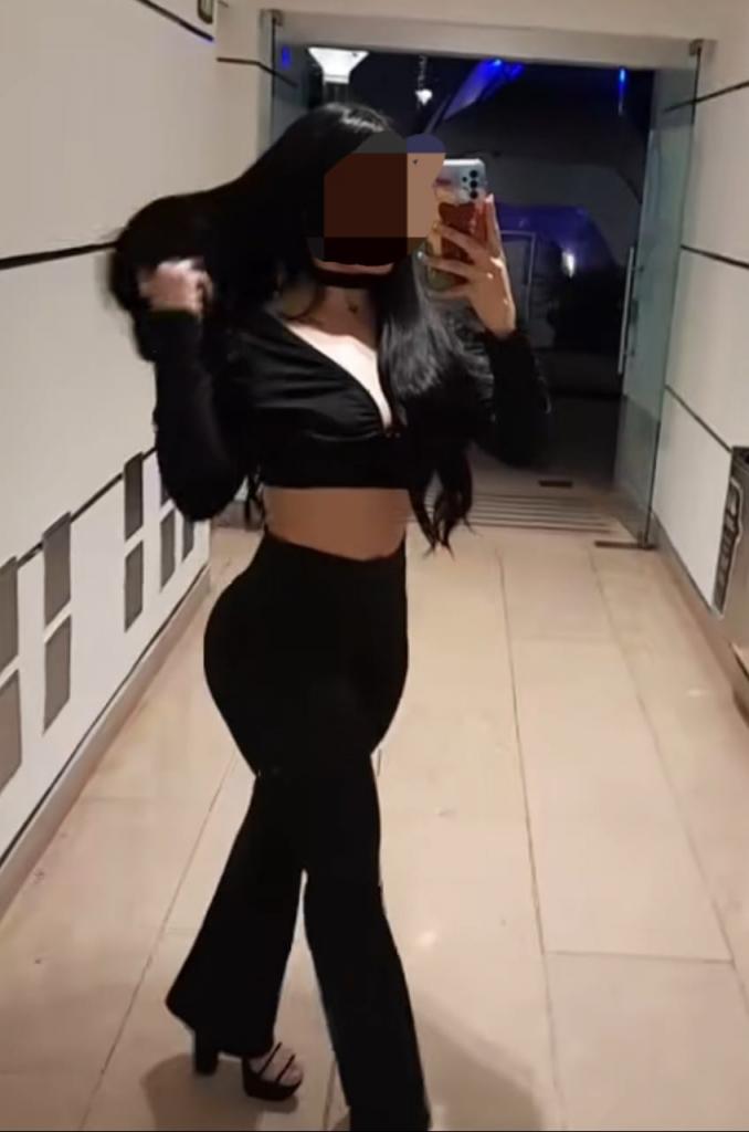 673381858: Chica busca chico en Alicante