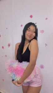 633325486: Chica busca chico en Sevilla