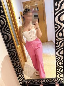 643259902: Chica busca chico en Zaragoza