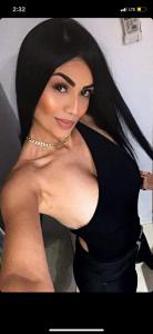 673801739: Chica busca chico en Mallorca