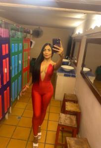 642365671: Chica busca chico en León