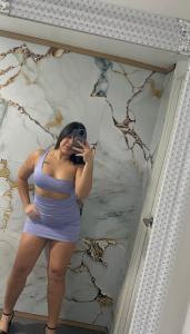 647259381: Chica busca chico en Tenerife