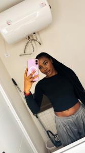 612544779: Chica busca chico en Barcelona