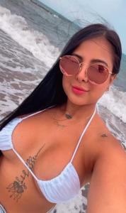 669745865: Chica busca chico en Zaragoza