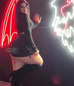 602871652: Chica busca chico en Gerona