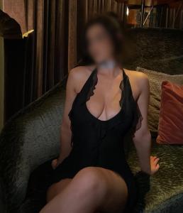 662974145: Chica busca chico en Madrid