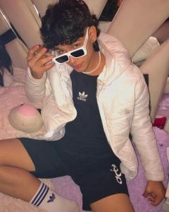 652223054: Chico busca chica en Madrid