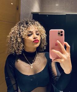 624581806: Chica busca chico en Lérida