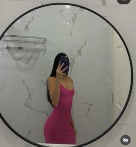 631646454: Chica busca chico en Madrid