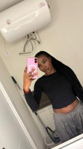 612544779: Chica busca chico en Barcelona